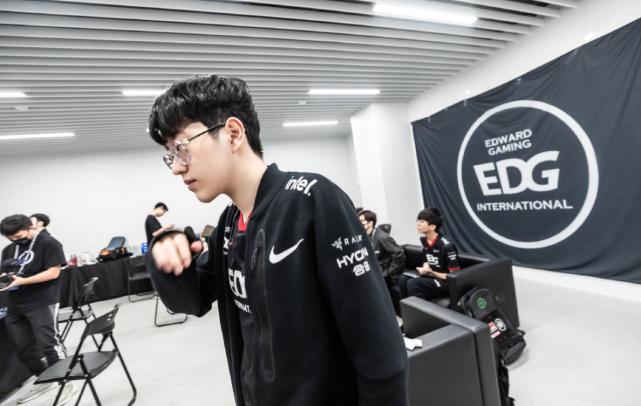 证明自我的 证明自我的